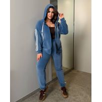 Мегакрутий спортивний костюм з лампасами №594946