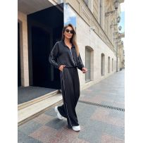 Костюм як витвір мистецтва, зручний, стильний, яскравий №595249