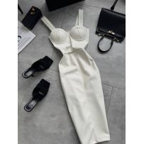 Та сама ідеальна сукня з еко шкіри в кольорі білий №595393