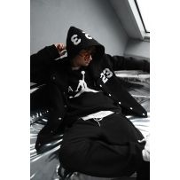 Куртка бомбер чорна №595510