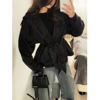 Укорочений стильний тренч на весну чорний №596020