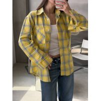 Стильна та яскрава  весняна сорочка з легкої тканини №597573