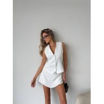 Неймовірно Стильний костюм - жилет + шорти молочний №597809